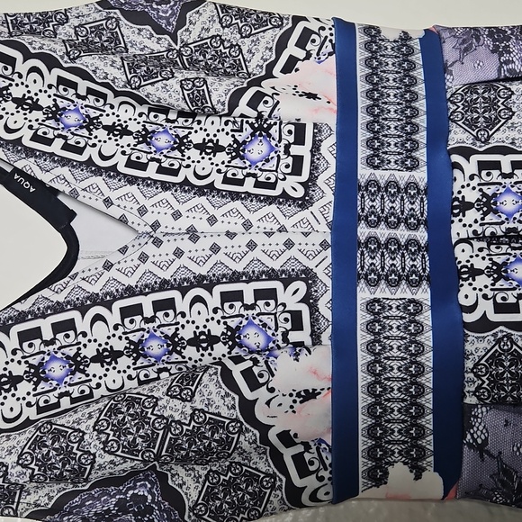 Aqua Vibrant Floral and Geometric Mini Dress - Picture 4 of 5